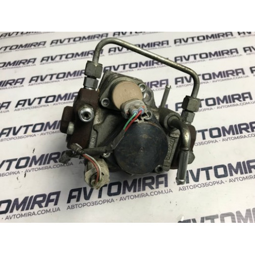 Насос високого тиску ТНВД Toyota Avensis T25 2.2 D-4D 2003-2008 221000R011